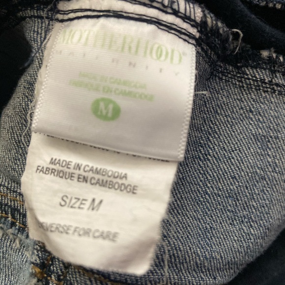 🌼2/$10 Motherhood Maternity Jeans - Picture 8 of 8
